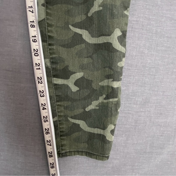 Maurices Skinny Jeans Green Camouflage Sz Large - Picture 8 of 9
